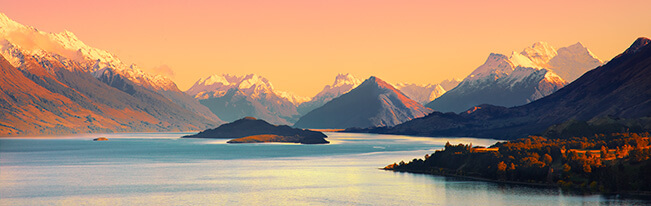 Lake-Wakitipo-at-sunrise---Heading-towards-Paradise