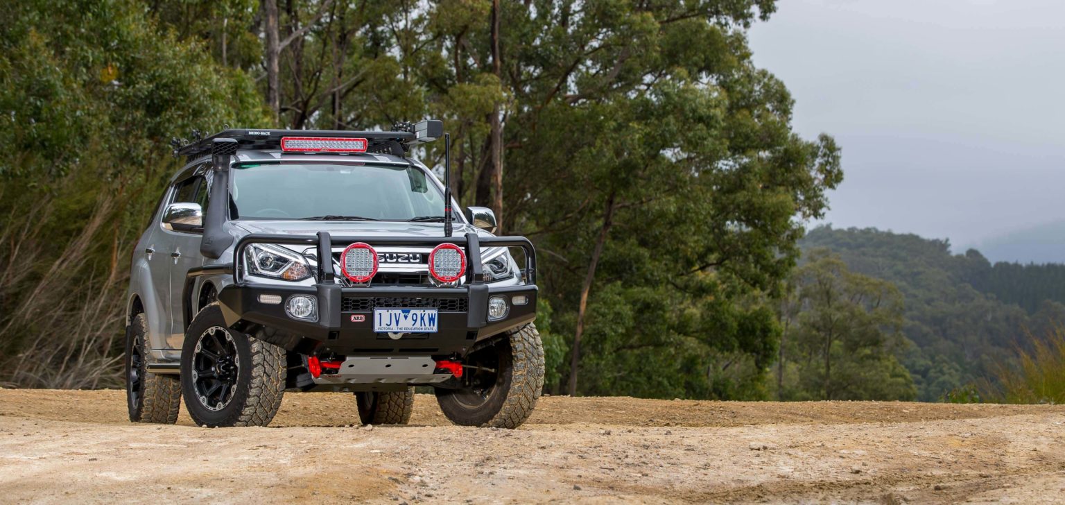 Side Rails & Side Steps Isuzu MUX 2017 ARB 4x4 Accessories