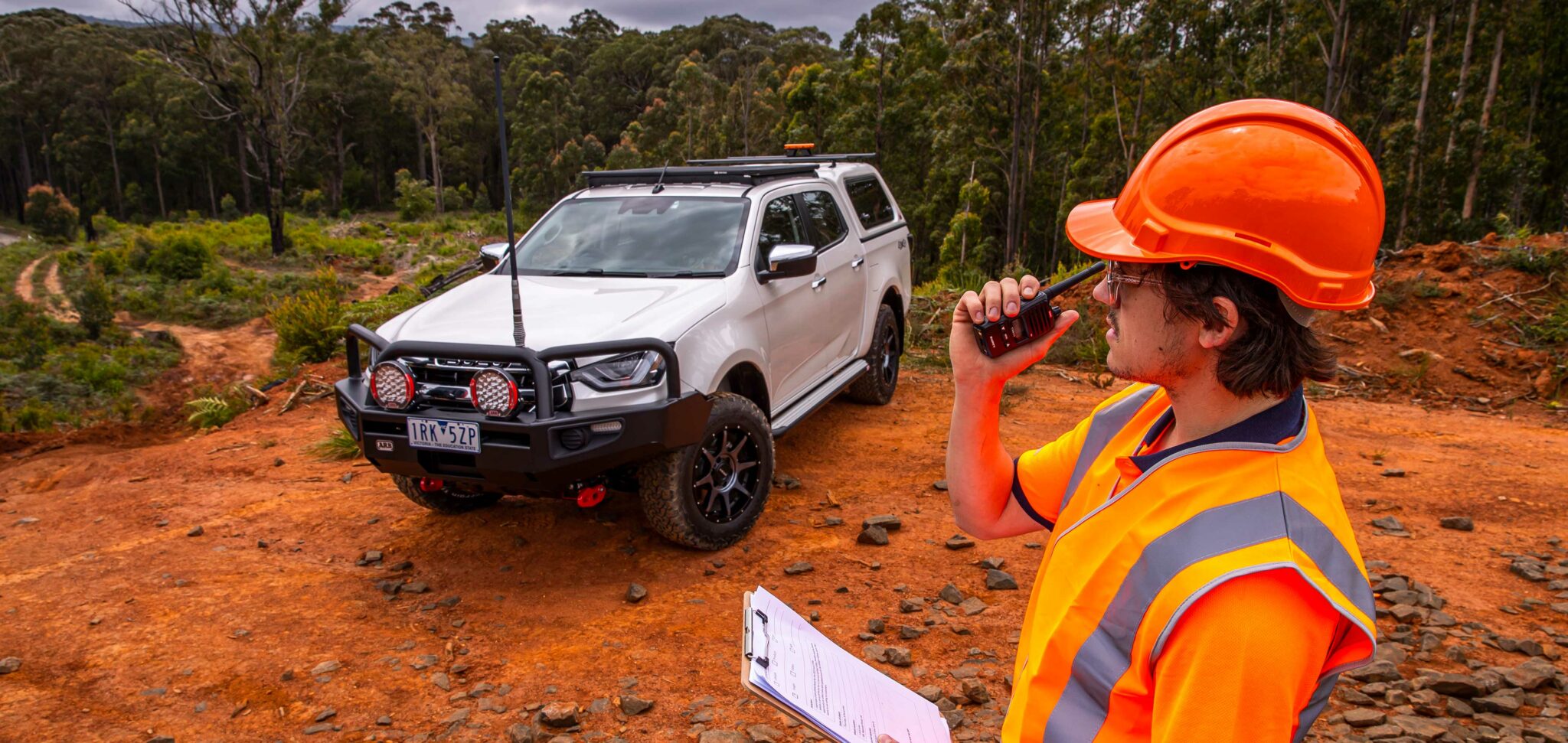 GME Handheld UHF CB Radios ARB 4x4 Accessories