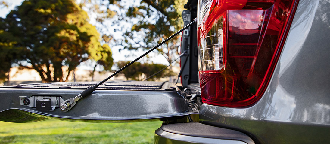 Tailgate Assist for Nissan Navara 2021+