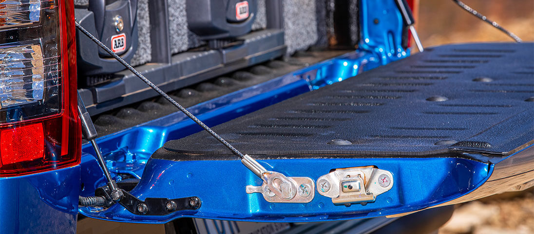 Triton tailgate assist