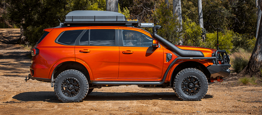 everest_offroader_SIDE_1096x480px